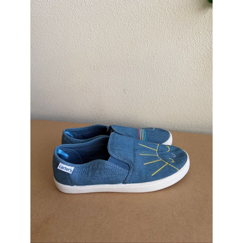 Carters Girl’s  canvas shoes size 3